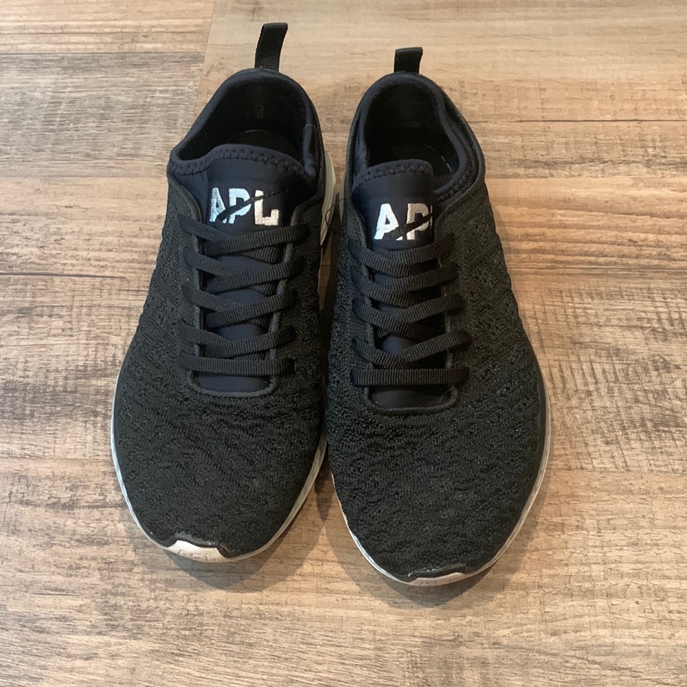 Women’s APL Shoes size 6.5 - Techloom Phantom